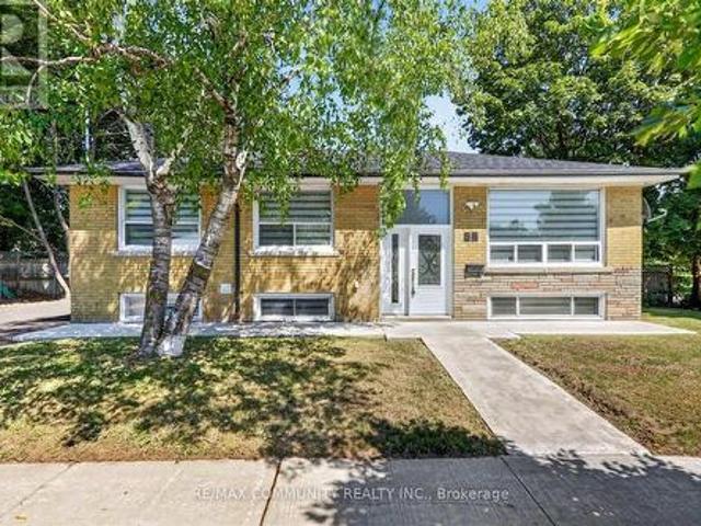 53 Milford Haven Drive N, Toronto, ON, M1G 3C7 house for sale | Listing ID E13649 | Royal LePage