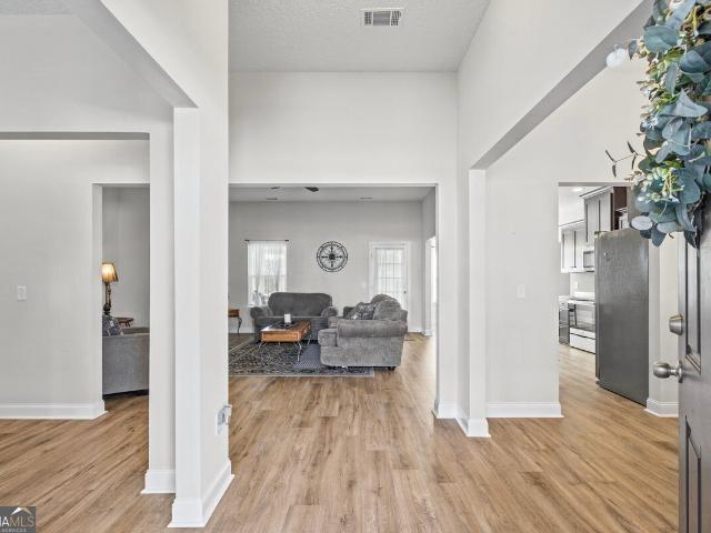 53 Morrison Way SE