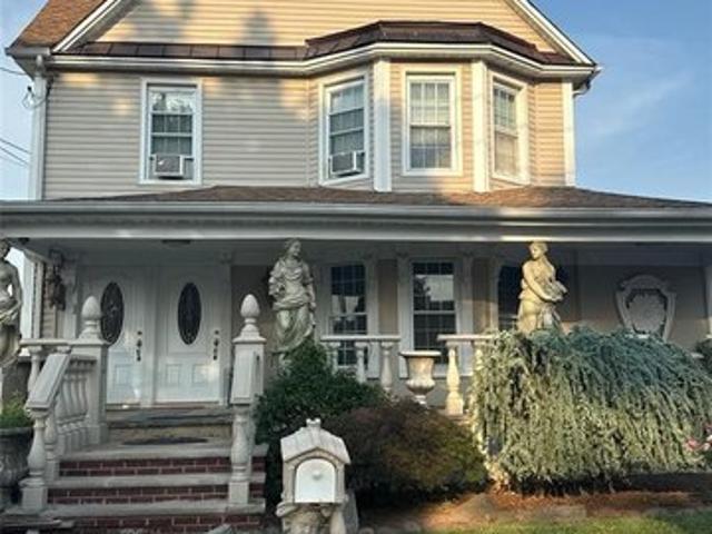 53 Murray Hill Ter, Bergenfield, NJ 07621