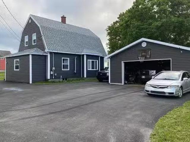 53 Ocean Ave, Dominion, NS, B1G 1R4 house for sale Listing.