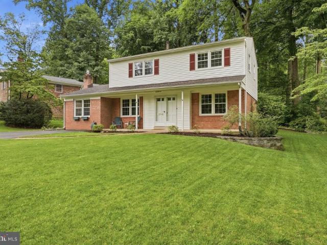 5004 Linette Lane