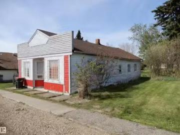 5004 50 Street, Egremont, AB, T0A 0Z0 vacant land for sale.