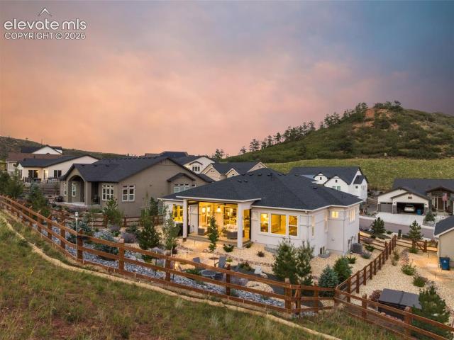 5005 Mesa Top Drive
