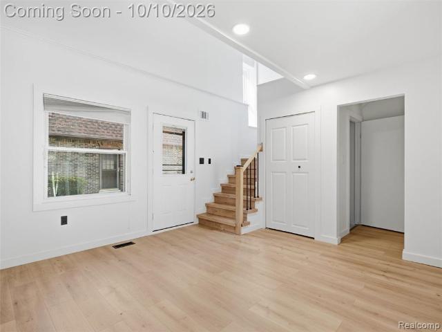 5005 Crooks Road # 37