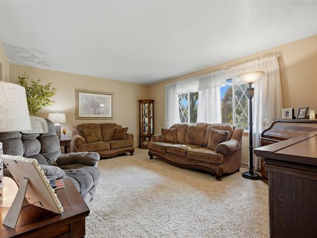 5005 Schwartz Ln