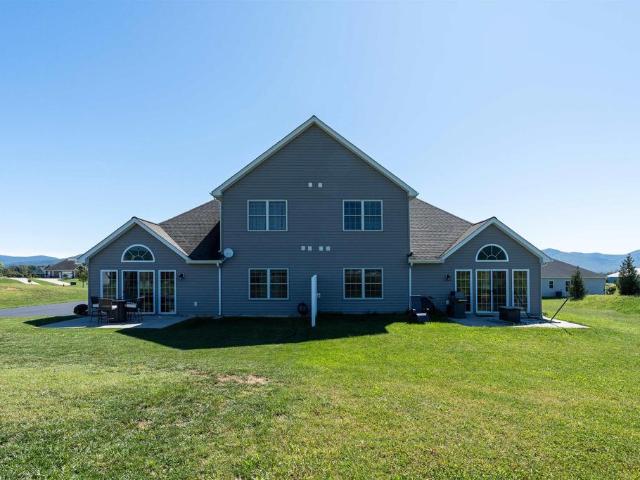 5007 Fox Trot Ln