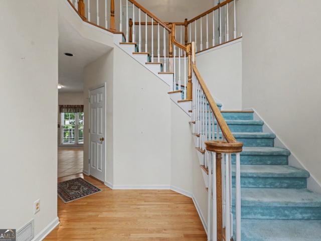 5008 chapel lake circle