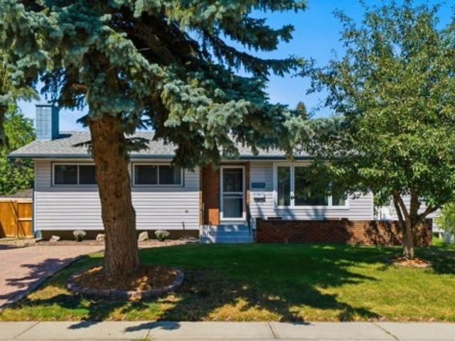 5008 Valiant Drive Nw, Calgary, AB, T3A 0Y5 house for sale | Listing ID A2343 | Royal LePage