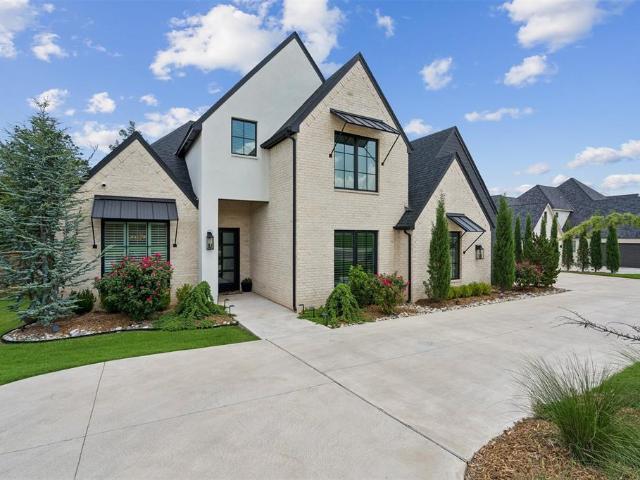 5008 Water Oak Way