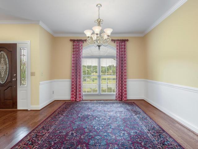 5008 Windsor Court