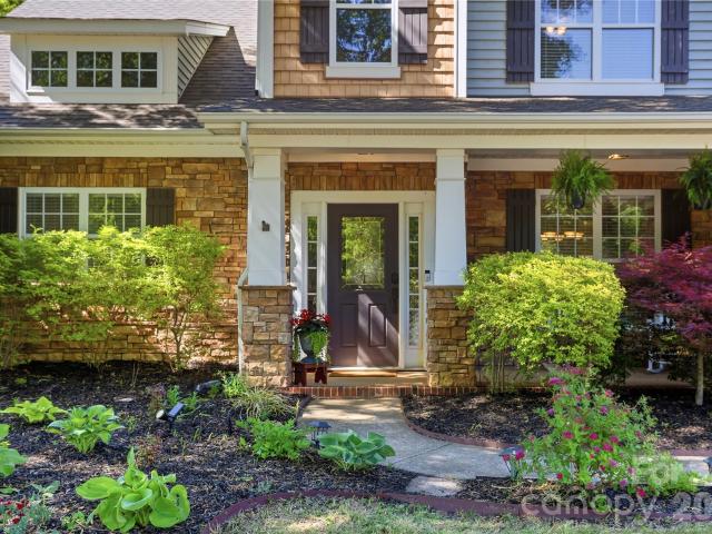 5009 Magna Lane