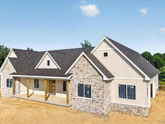 5000 Metamora Ridge