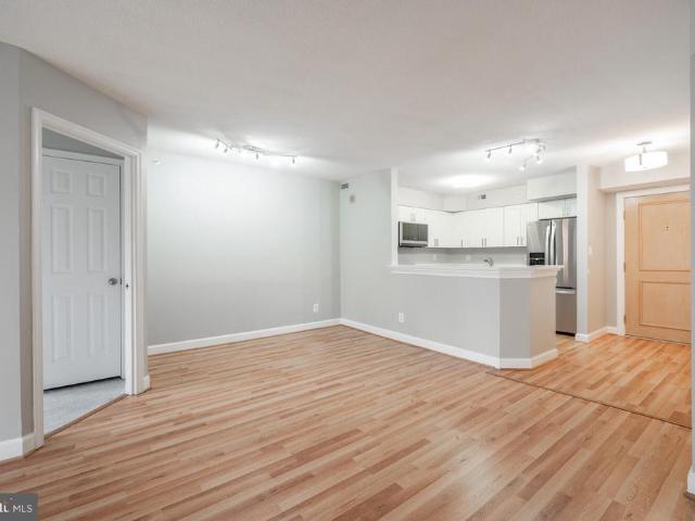 5000 Battery Lane # 207