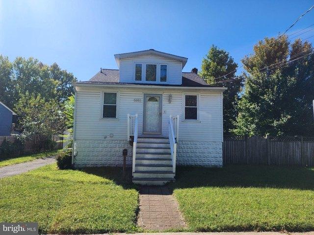 5001 Apache St, College Park, MD 20740