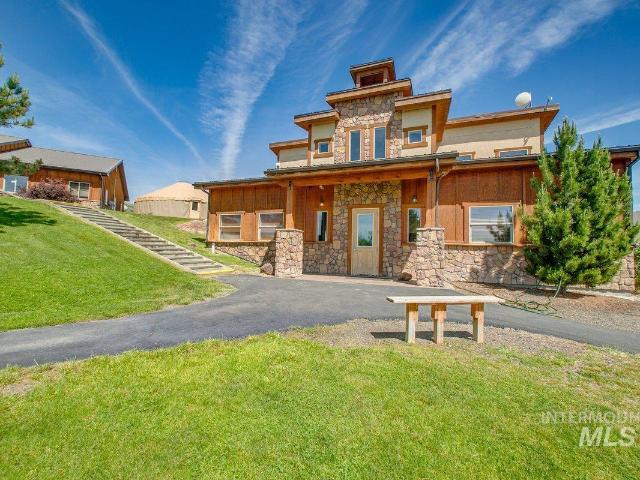 5001 Cherry Gulch Lane