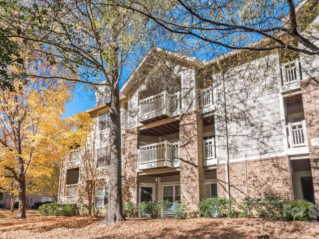 5001 Sharon Road # C