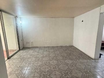 $ 500.000 Casa en Arriendo en Pedro Aguirre Cerda 4 dormitorios 1 baño / Kutt Property