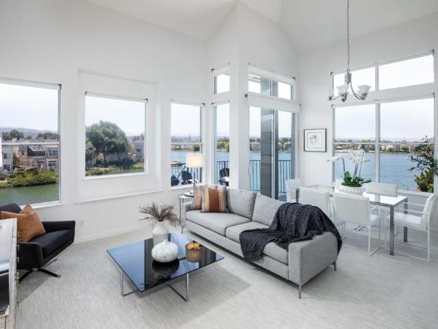 500 Baltic Circle 536