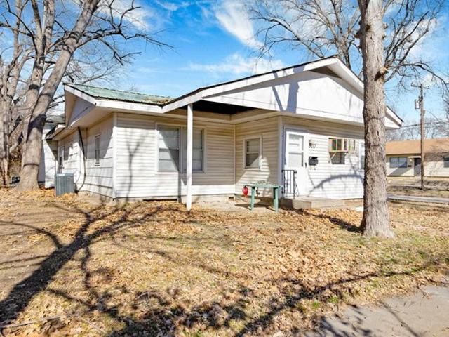 500 Bluemont Ave, Manhattan, KS 66502