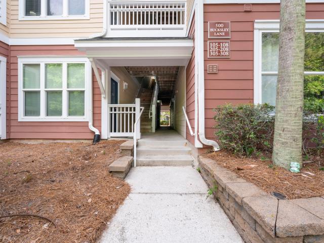 500 Bucksley Lane Unit 207