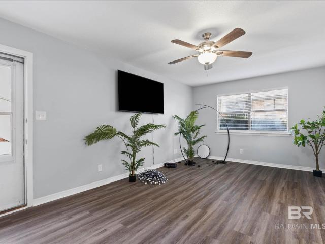 500 Grant Street D114