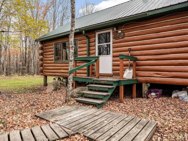 500 Fence River Road
