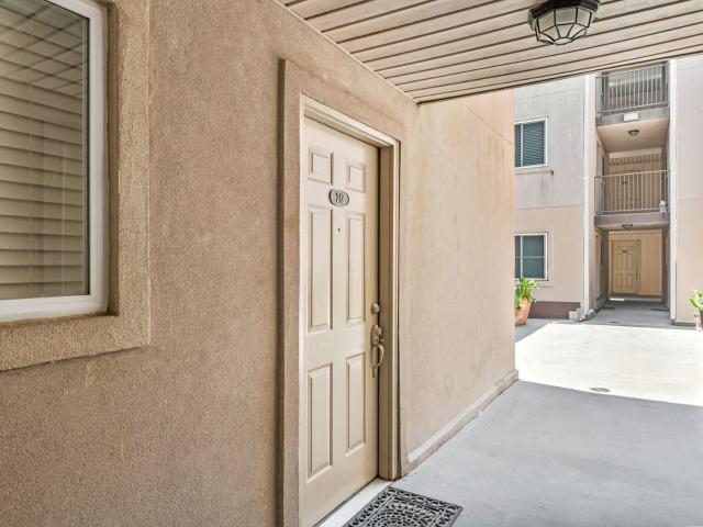 500 Lake Marina Drive Unit 212, New Orleans, US, LA