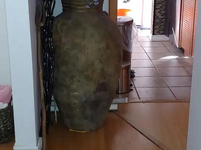 $500 move in Bonus BRIGHT AND BEAUTIFUL IN GREAT LOCATION