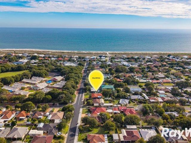 500 metres to Geographe Bay!