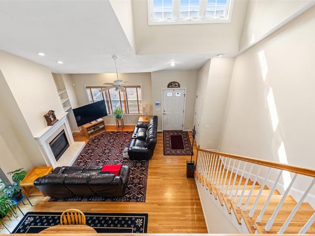 500 Mendon Road 11