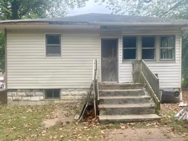500 S Forest Avenue