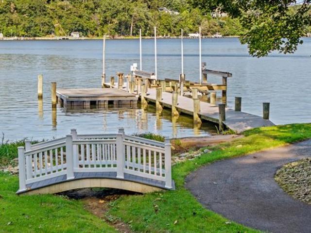 500 Southview Dr, Riva, MD 21140