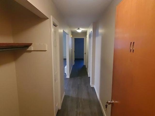 500 Robert St E 11 Swift Current SK S9H 2A7