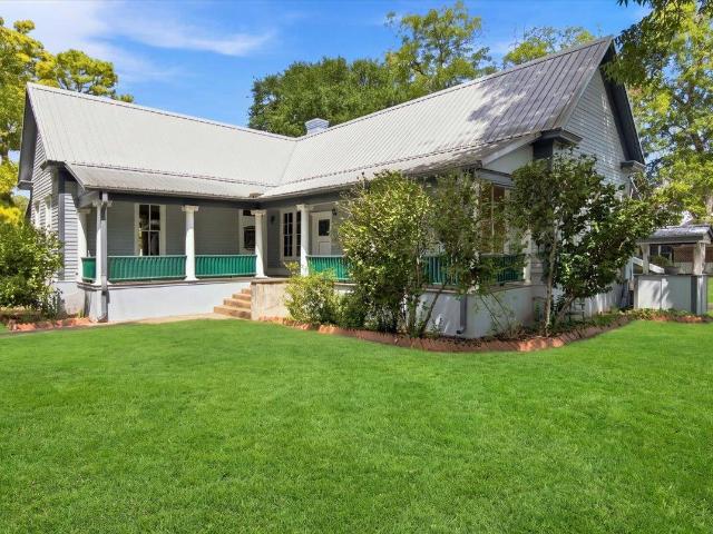 500 Ramona St