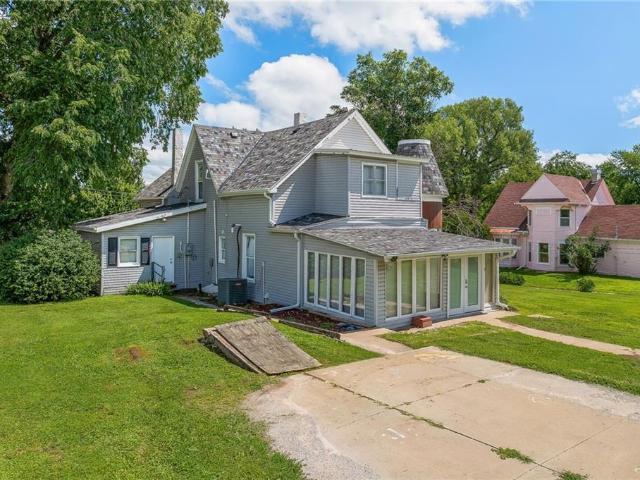 500 W Nodaway Street