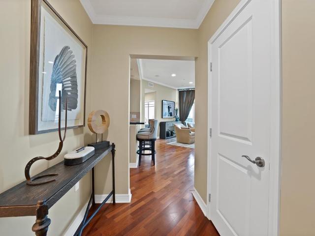 500 Throckmorton Street # 1701