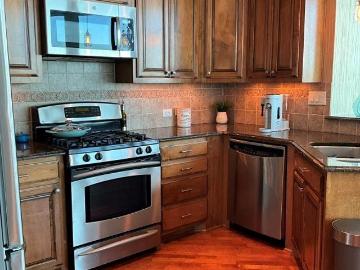 500 Throckmorton Street # 2505