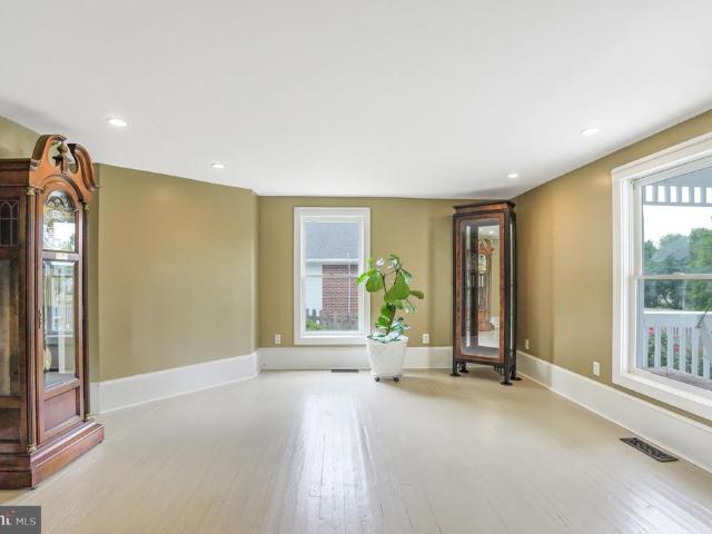 500a Knighting Road