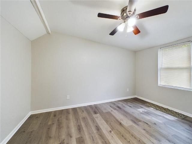 5015 E 40th St, Kansas City, MO 64130 | MLS #2589