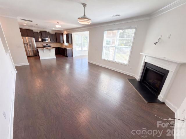 5015 Sea Cliff Lane