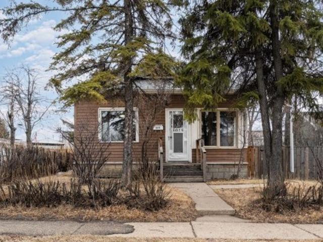 5015 52A Street, Camrose, AB, T4V 3Y7 house for sale | Listing ID A2305 | Royal LePage