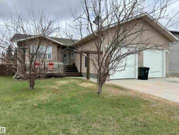 5016 49 Street, Fort Kent, AB, T0A 1H0 house for sale | Listing ID E4474 | Royal LePage