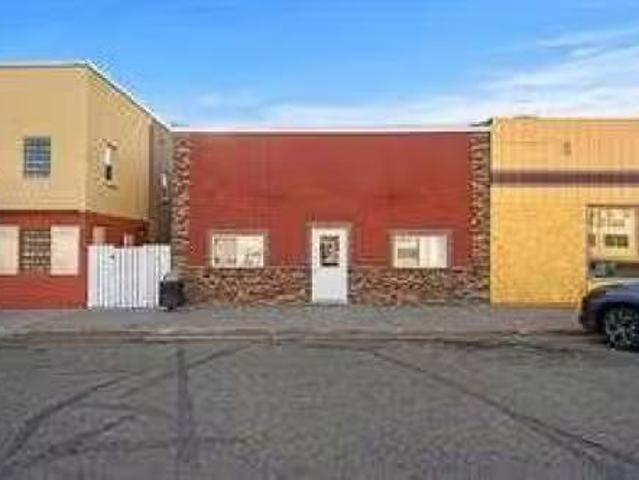 5016 50Th Street Street, Daysland, AB, T4V 1A0 commercial fo.
