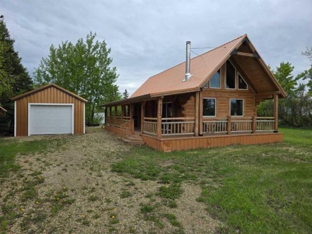 5017 50 Avenue, Berwyn, AB, T0H 0E0 house for sale | Listing ID A2341 | Royal LePage