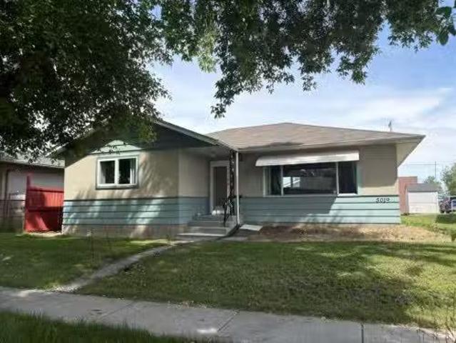 5019 51 Street, Mannville, AB, T0B 2W0 house for sale Listi.