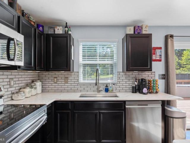5011 Godwins Landing Drive