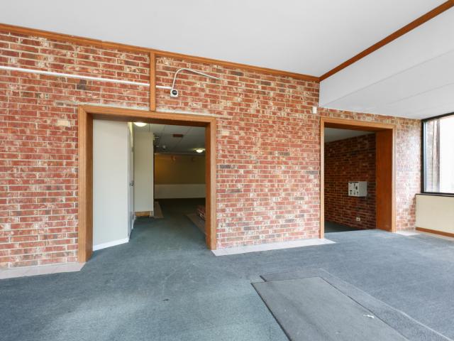 5011 Valley Lane # 204