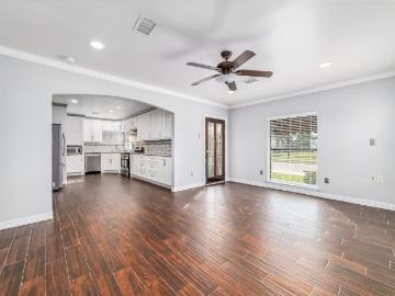 5012 Irvington Blvd, Houston, TX 77009 | MLS #34871
