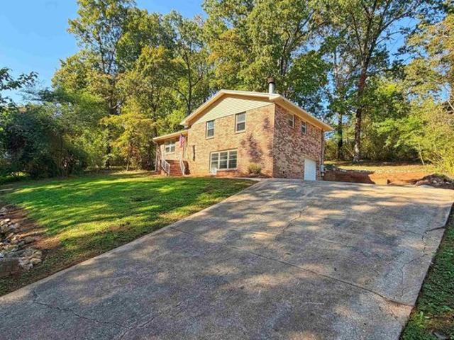 5012 Shane Dr, Anniston, AL 36206
