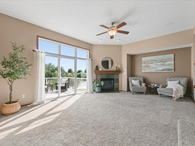 5013 Ross Lane